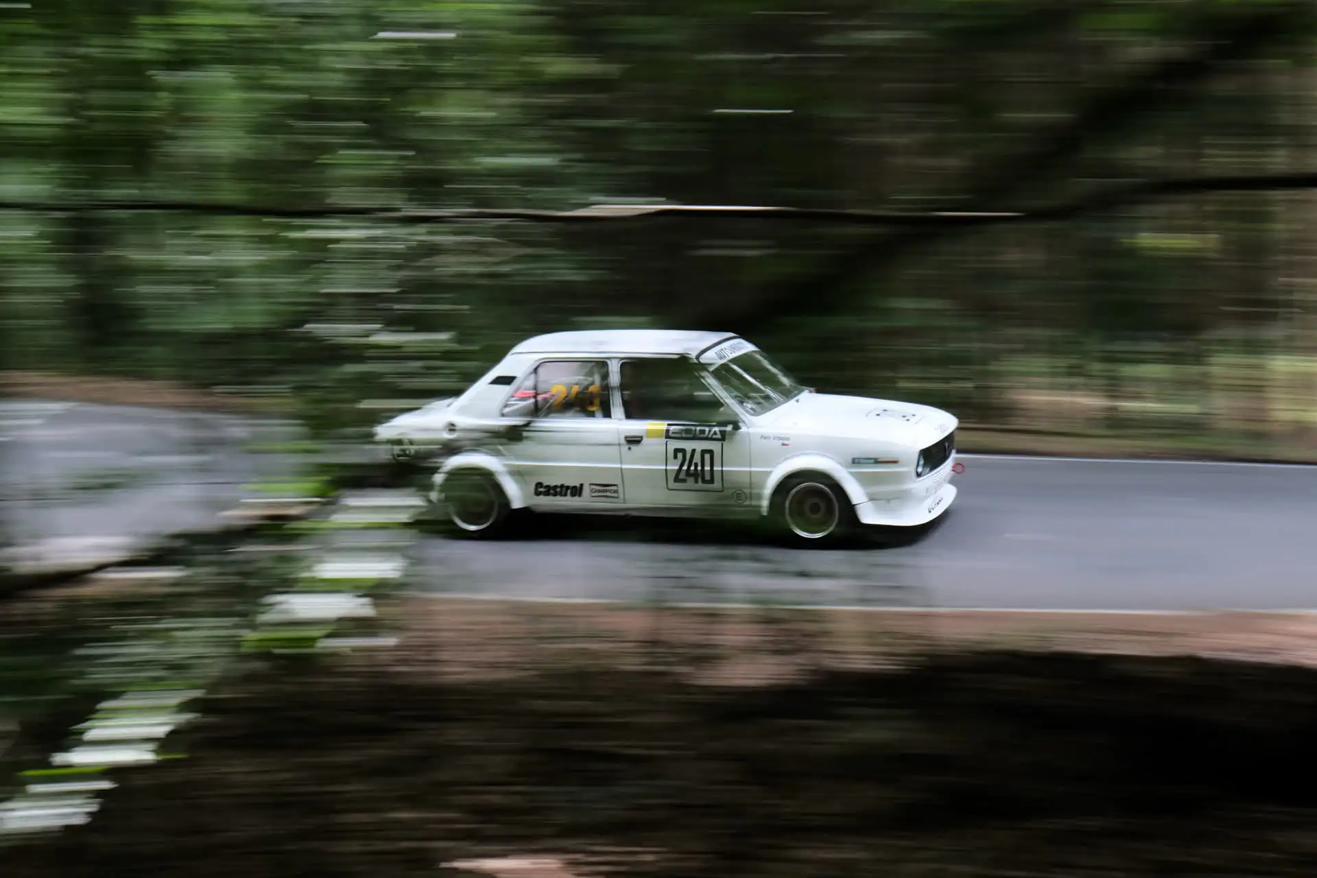 Fotografie korab 1 (automotive foto).